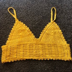 Knit yellow crop top- NEW NEVER WORN